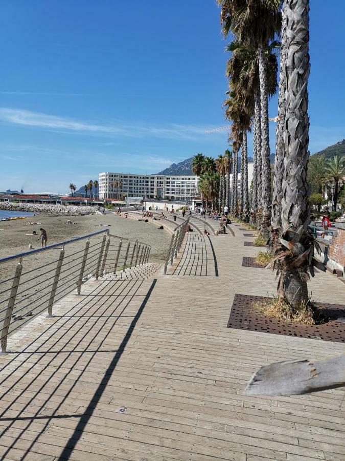 Le 13 Fontane Salerno Exterior foto